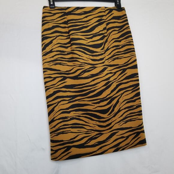 Philosophy Animal Print High Rise Pencil Skirt Size Medium - NEW WITHOUT TAG's - Picture 2 of 5